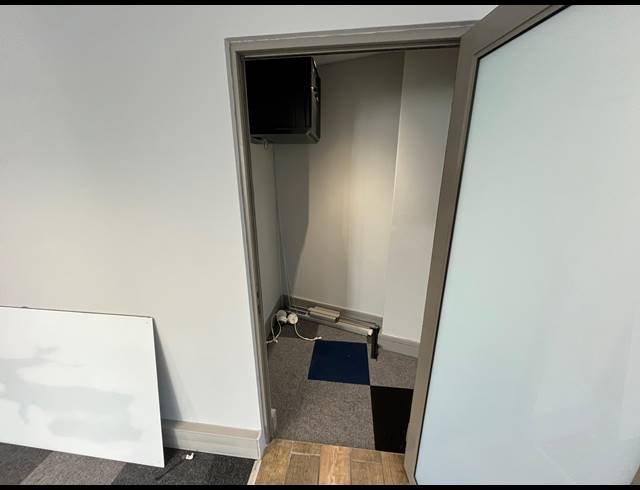 240M² OFFICE TO LET IN CENTURY CITY